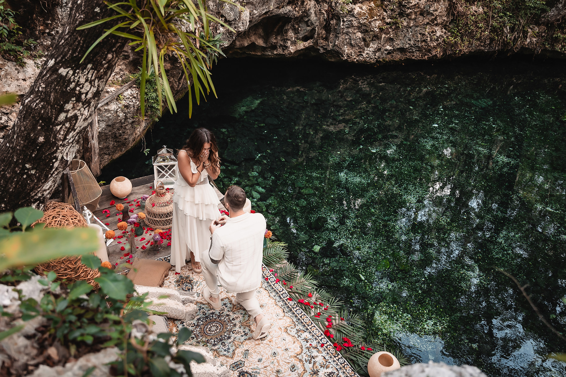 Romantic private dinner and special celebration organized in Tulum